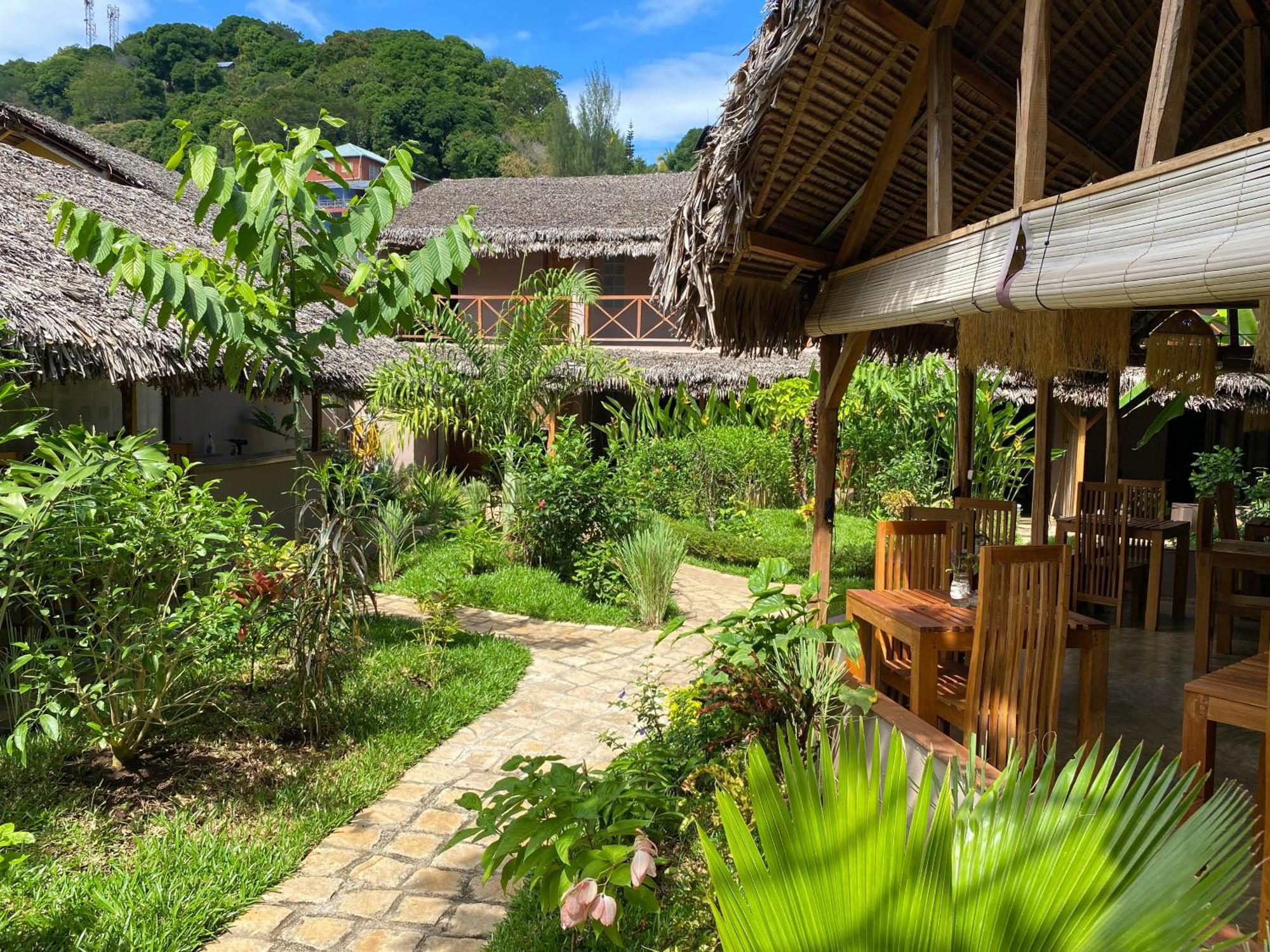 La Perle Rare De Nosy Be Hotel Ambatoloaka  Exterior photo