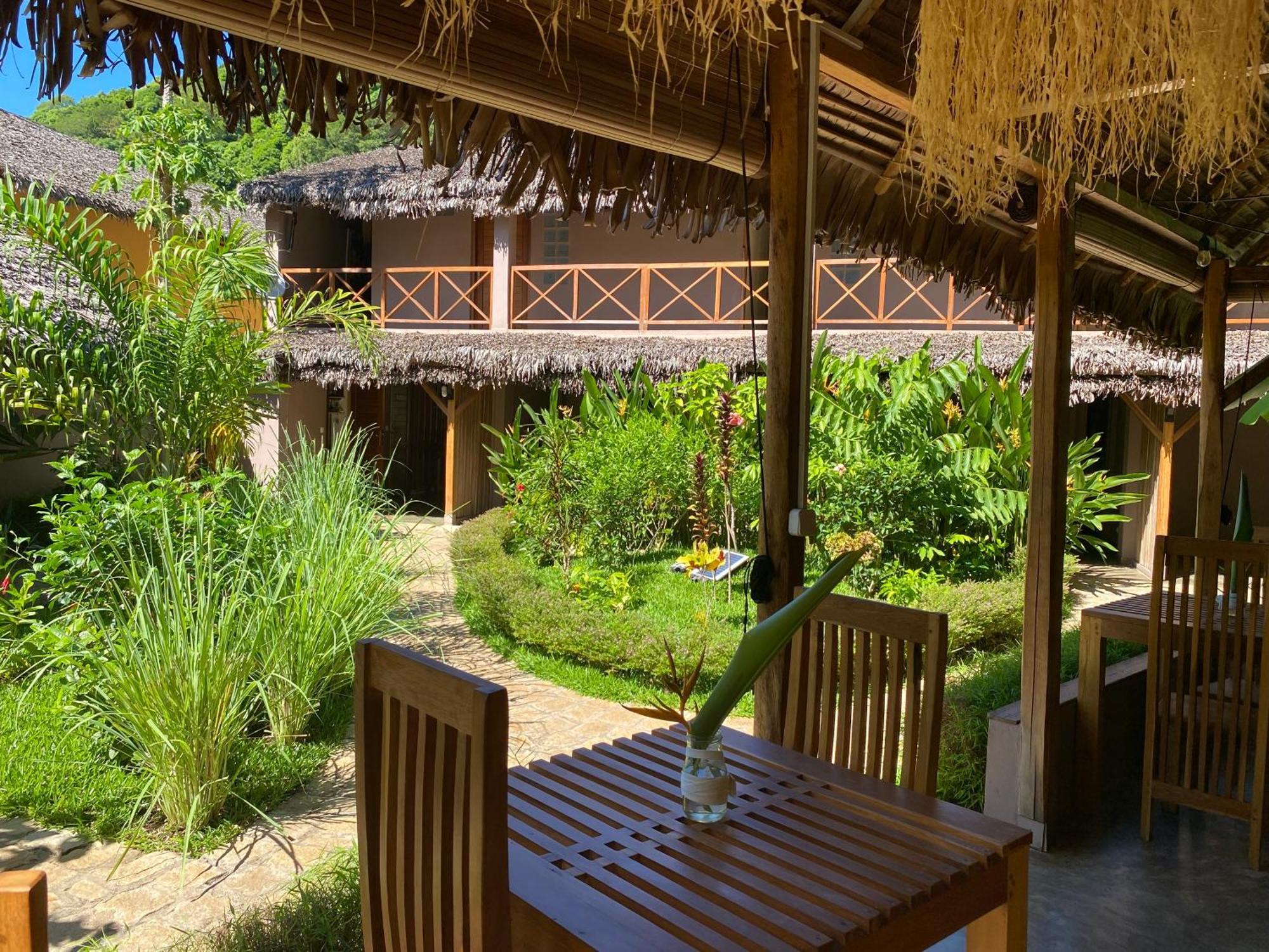 La Perle Rare De Nosy Be Hotel Ambatoloaka  Exterior photo