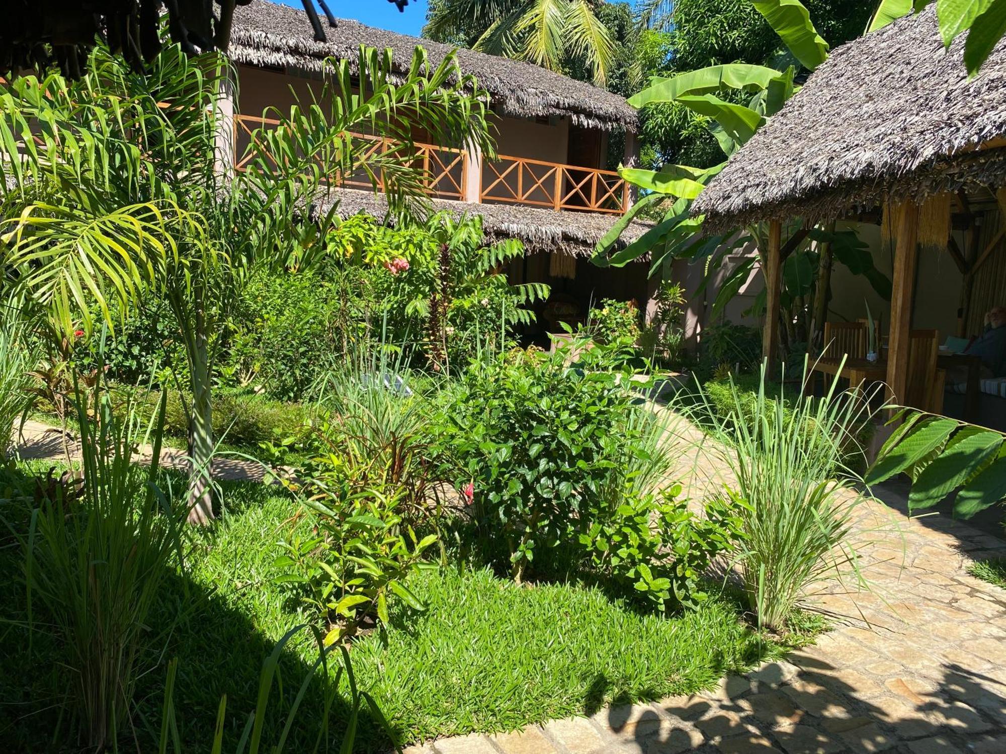 La Perle Rare De Nosy Be Hotel Ambatoloaka  Exterior photo